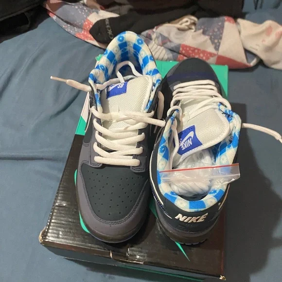 Size 8 had 3-4 months